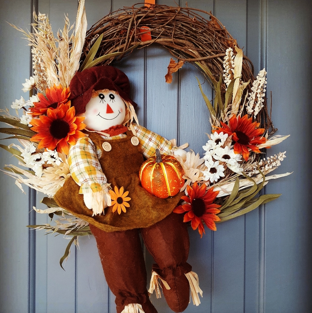 Sweet Harvest Scarecrow Wreath